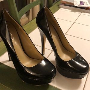 Black Patent Aldo Pumps